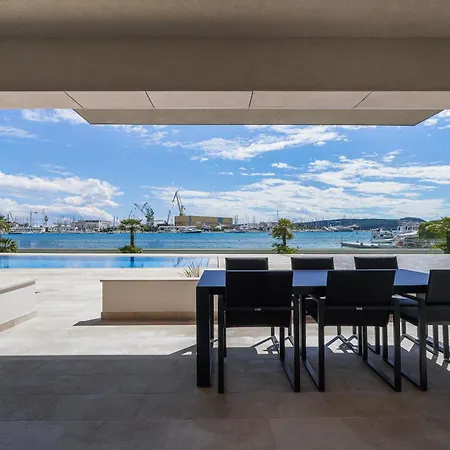 Royal Dutch At Sea Apartment Trogir