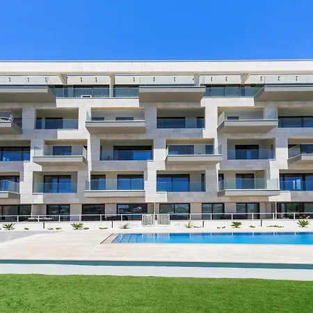 Апартаменты Royal Dutch At Sea *