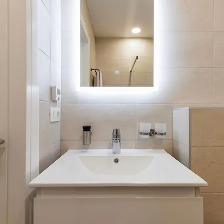 Apartment Royal Dutch At Sea Trogir