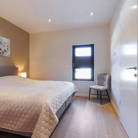 Apartment Royal Dutch At Sea Trogir