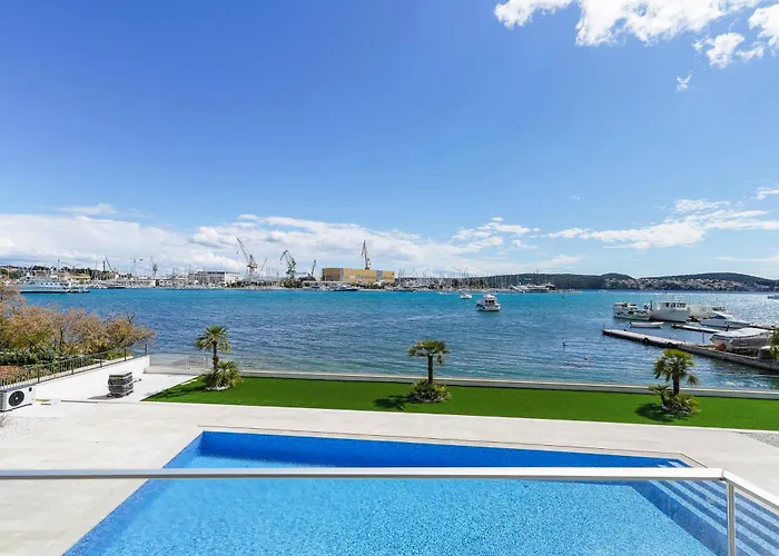 Royal Dutch At Sea Апартаменты