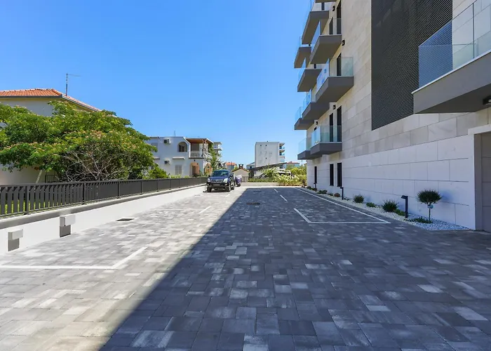 Royal Dutch At Sea * Трогир